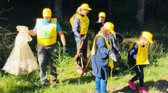 Vallelata e Legambiente lanciano la campagna “Puliamo il tuo parco!” e invitano a votare il proprio parco del cuore.