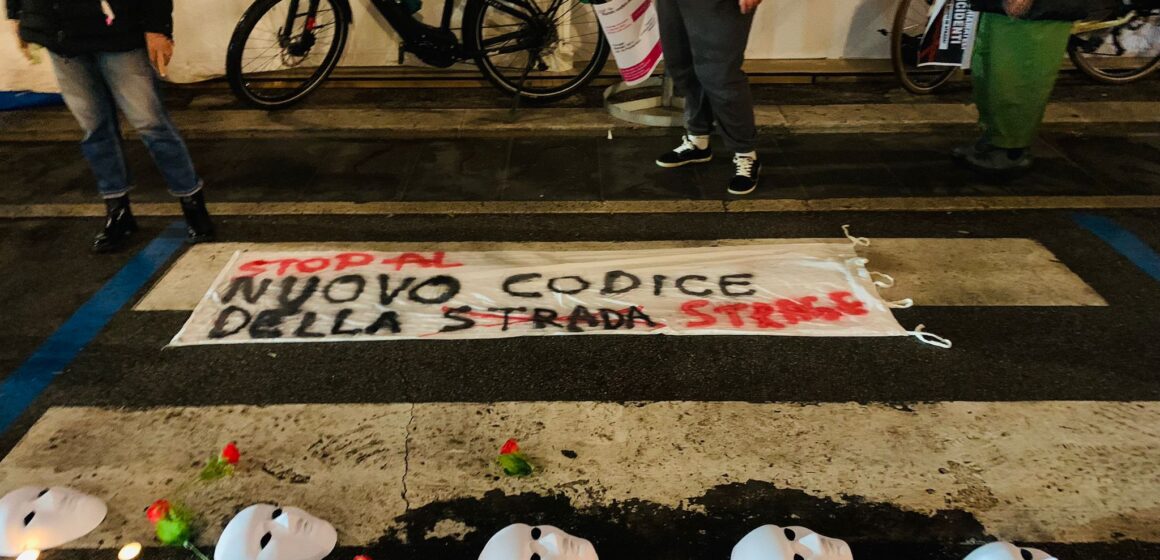 A Perugia il presidio delle associazioni Contro il Nuovo Codice della Strage